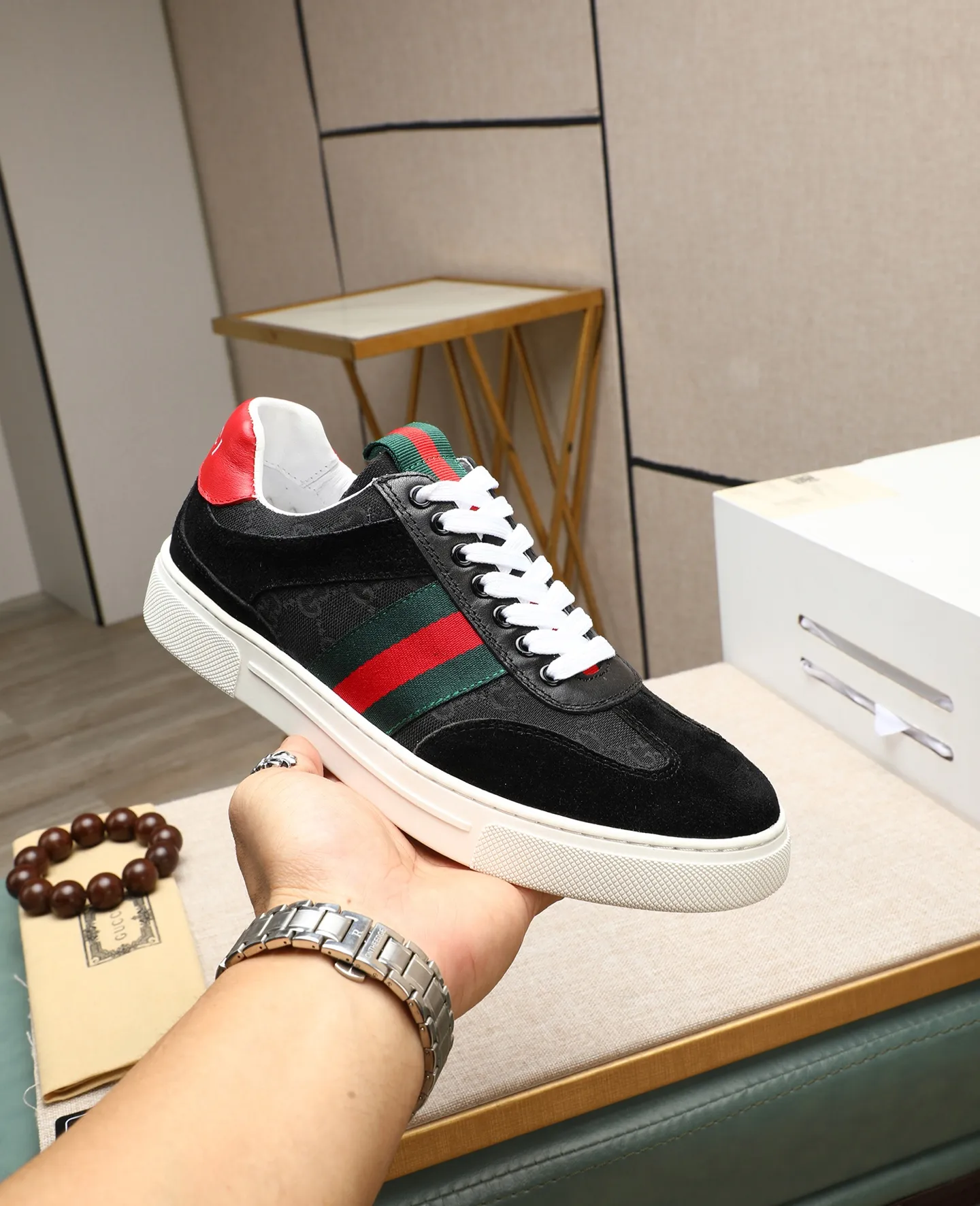Men's men's shoes 💰440 GUCCI🔍🔍The latest model is on sale at the same time at the counter. Original calfskin imported from Italy, genuine leather lining, (high-end, noble, and classy) with exquisite workmanship. Sole: Original sole provided by the original factory, ⚠Exclusive double-layer movable molded sole super comfortable⚠, real shot 🎬The real thing is better🔍🔍"High quality·Follow the order" Code number 38-44